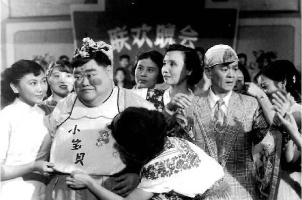 双主角地下层封条